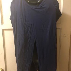 Crop shirt with open back